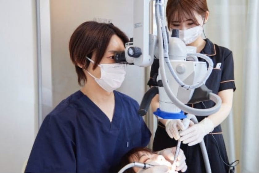 さとうデンタルクリニック治療風景